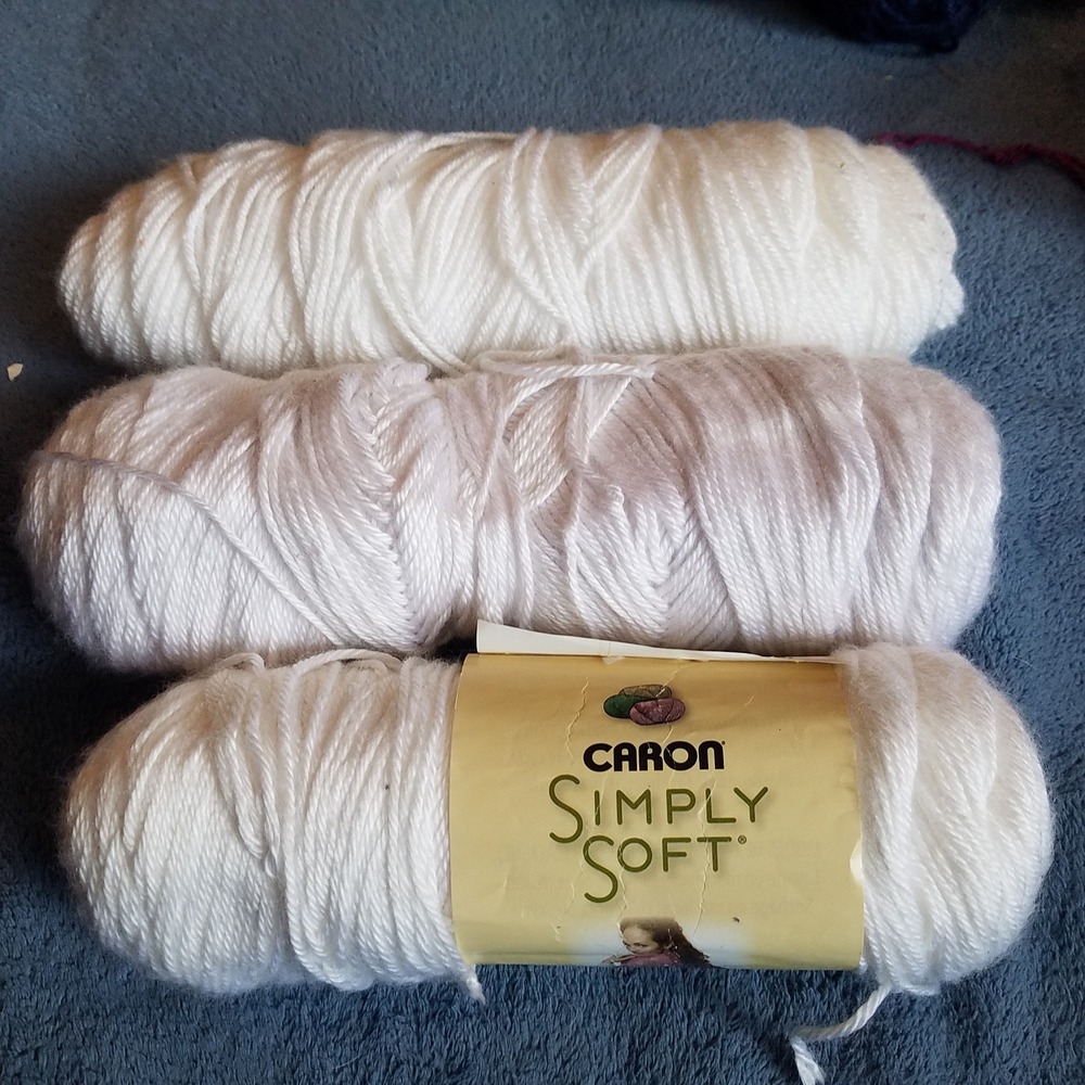 Caron Simply Soft Yarn 3 Skeins White 100% Acrylic‎ Medium 4 Worsted 18oz